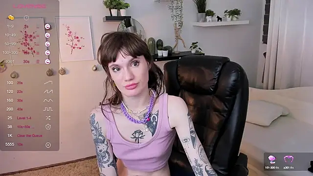 Snapshot of Fog_Foggy_Love chatting on December 2024 03:25:02 AM Fog Foggy Love online show from December 2024 03:25:02 AM