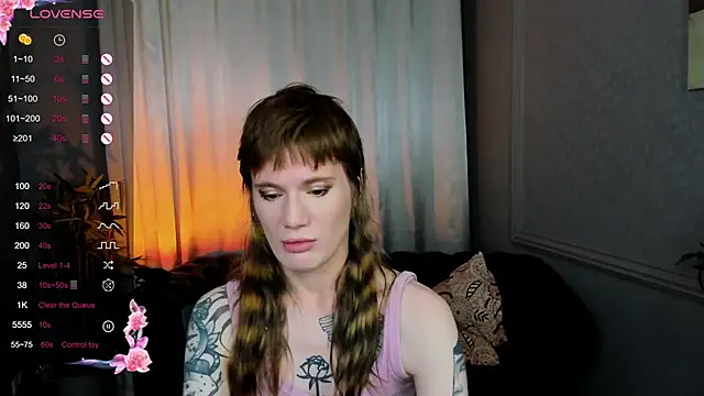 Snapshot of Fog_Foggy_Love chatting on September 2025 09:26:02 PM Fog Foggy Love online show from September 2025 09:26:02 PM