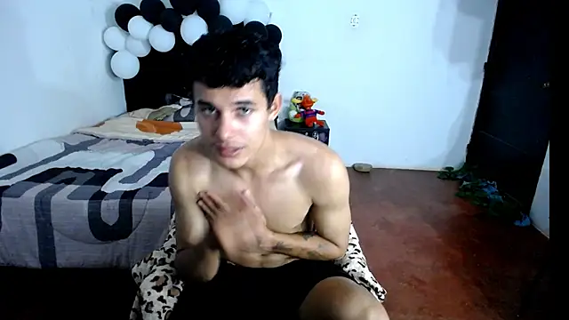 freddy romas online show from October 2025 11:58:01 PM