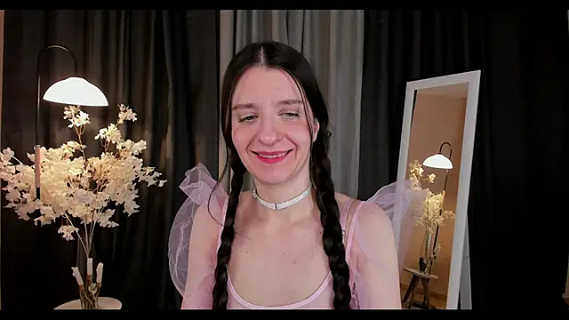 helentasty online show from February 2025 01:09:02 PM