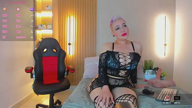 mia becke online show from September 2025 11:43:01 AM