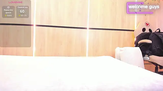 adela chase online show from September 2025 02:48:02 AM