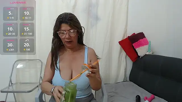 Aranza-Queen online show from October 2025 01:56:02 PM