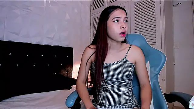 Emma dl2 online show from December 2024 05:11:01 PM