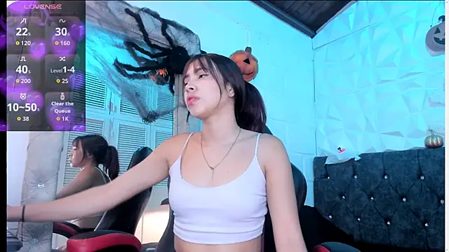 Emma dl2 online show from October 2025 04:52:02 PM