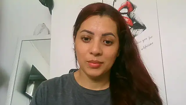 Anne kis online show from January 2025 06:59:02 PM
