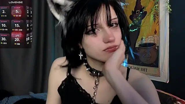dark vamp  online show from December 2024 03:30:01 AM