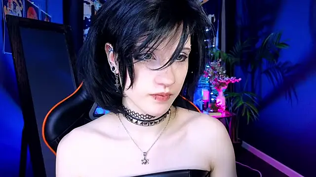 dark vamp  online show from February 2025 02:58:01 AM