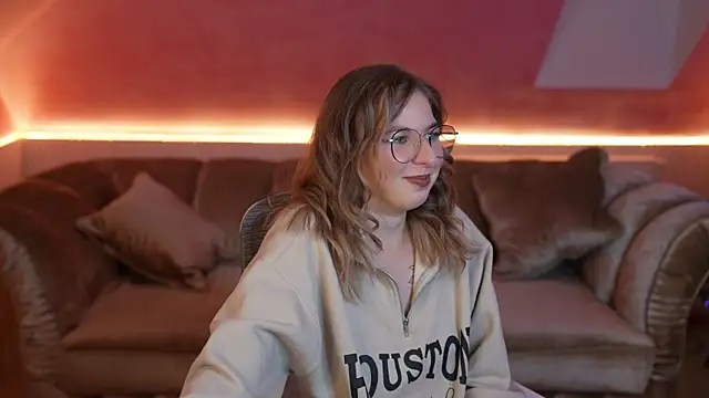 Snapshot of Inessa_Song chatting on December 2024 12:11:01 AM Inessa Song online show from December 2024 12:11:01 AM