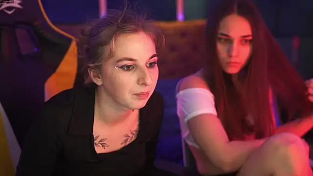 Snapshot of Inessa_Song chatting on February 2025 08:31:02 PM Inessa Song online show from February 2025 08:31:02 PM