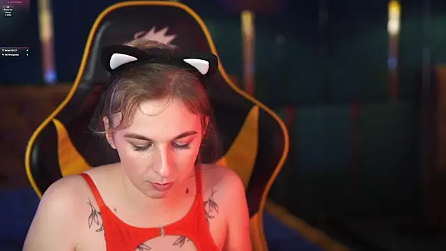 Snapshot of Inessa_Song chatting on February 2025 11:58:02 PM Inessa Song online show from February 2025 11:58:02 PM