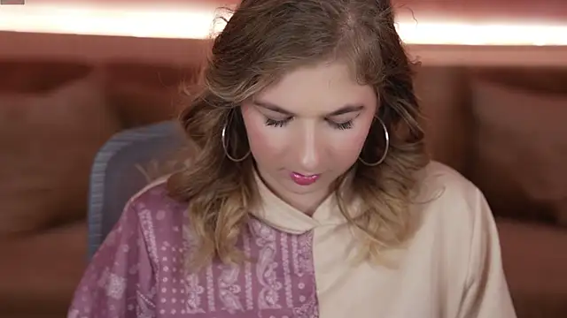 Snapshot of Inessa_Song chatting on March 2025 07:43:02 PM Inessa Song online show from March 2025 07:43:02 PM