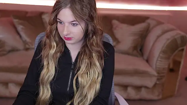 Snapshot of Inessa_Song chatting on March 2025 11:50:02 AM Inessa Song online show from March 2025 11:50:02 AM