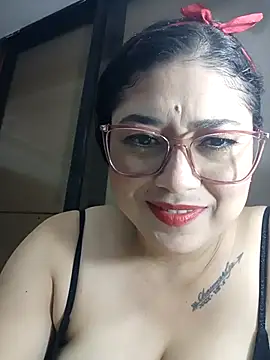 Snapshot of meikochoe chatting on October 2025 03:34:01 PM meikochoe online show from October 2025 03:34:01 PM