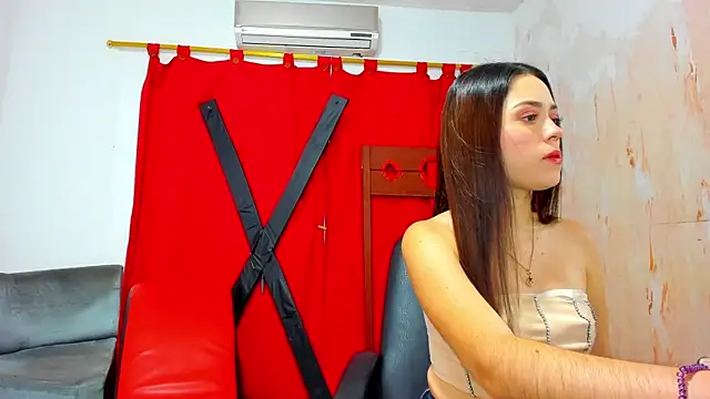 Hana and Zeta online show from February 2025 12:27:02 PM