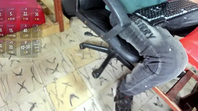 Hana and Zeta online show from March 2025 12:25:01 PM