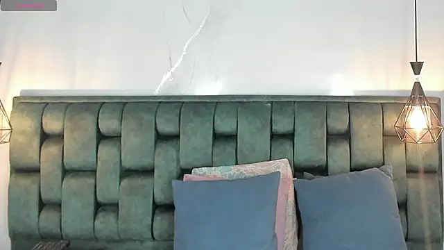 angelswets online show from December 2024 05:08:01 PM