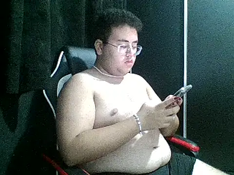Snapshot of BabyFade chatting on March 2025 02:03:01 AM BabyFade online show from March 2025 02:03:01 AM