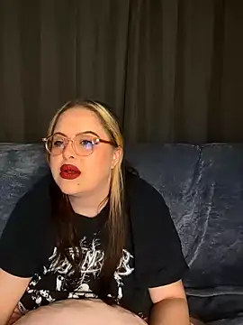 ChubbyBubs online show from October 2025 04:09:01 PM