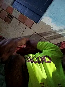 Snapshot of 68_Toni chatting on October 2025 03:40:02 AM 68 Toni online show from October 2025 03:40:02 AM