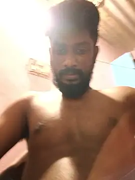 Snapshot of Whiskyboye chatting on October 2025 04:46:01 PM Whiskyboye online show from October 2025 04:46:01 PM