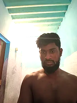 Snapshot of Whiskyboye chatting on October 2025 04:37:01 AM Whiskyboye online show from October 2025 04:37:01 AM