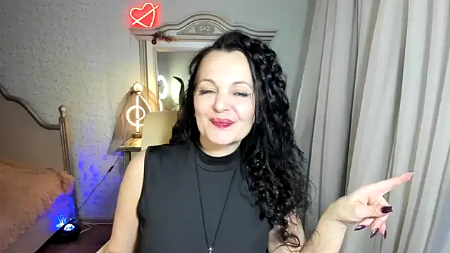 WitchBlueRose online show from December 2024 06:25:01 PM