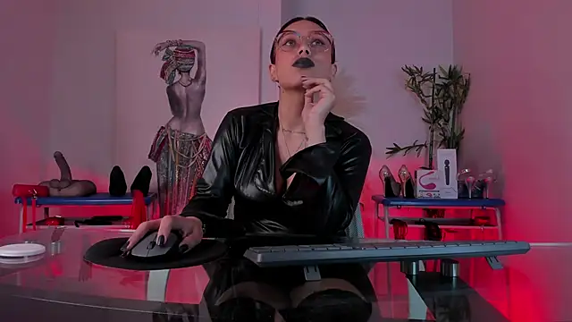 lilith-deveraux online show from February 2025 03:36:02 PM