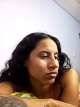 Karii-R online show from March 2025 10:21:01 PM