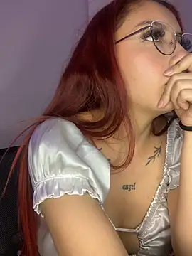 Snapshot of _charlott_dm chatting on February 2025 09:31:01 PM  charlott dm online show from February 2025 09:31:01 PM