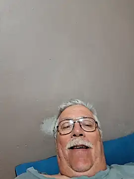 NawtyB1965 online show from October 2025 03:18:01 AM