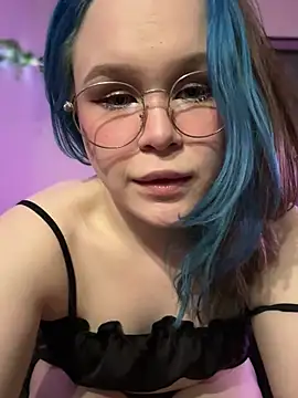 Snapshot of MaddisonHaas chatting on December 2024 09:23:02 PM MaddisonHaas online show from December 2024 09:23:02 PM