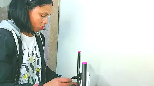 Snapshot of Samary_thomas chatting on October 2025 01:14:01 AM Samary thomas online show from October 2025 01:14:01 AM