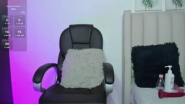 Marian Boobs online show from September 2025 06:24:02 PM