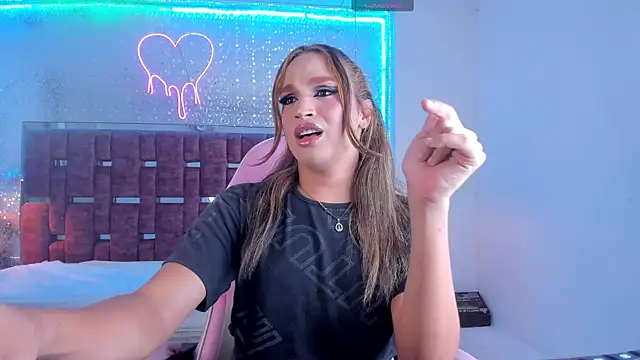 KylieVictoria online show from November 2025 05:28:02 AM