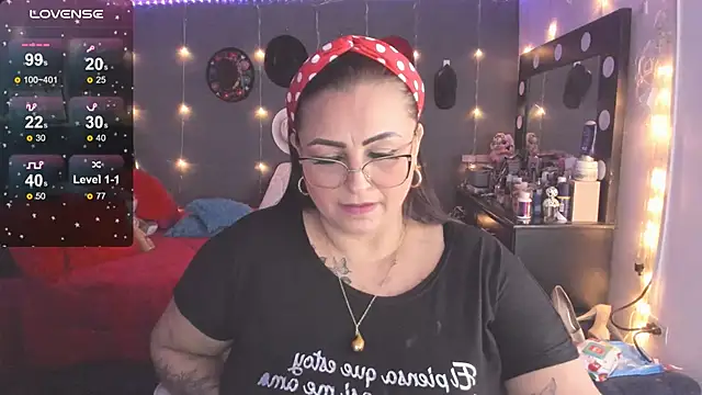 Snapshot of Ivonnee__ chatting on February 2025 06:47:02 AM Ivonnee   online show from February 2025 06:47:02 AM