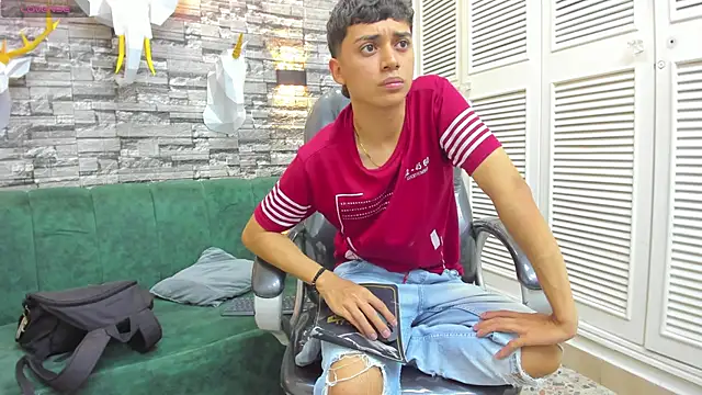 DamiBright online show from October 2025 05:48:02 PM