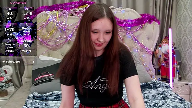 MiriaamWhite online show from December 2024 04:12:01 AM