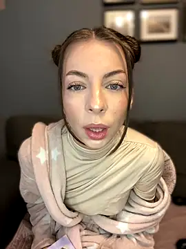 Mia Ethan online show from December 2024 10:35:02 AM