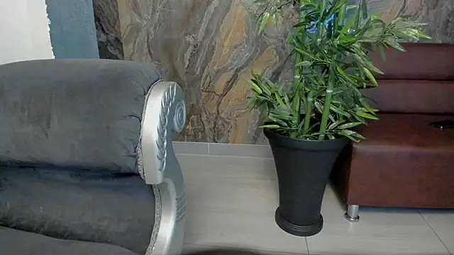 Alahia Dangelo online show from October 2025 07:21:01 PM