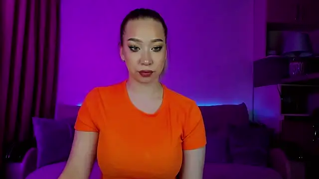 Snapshot of Annabelle_Art chatting on February 2025 05:04:01 PM Annabelle Art online show from February 2025 05:04:01 PM