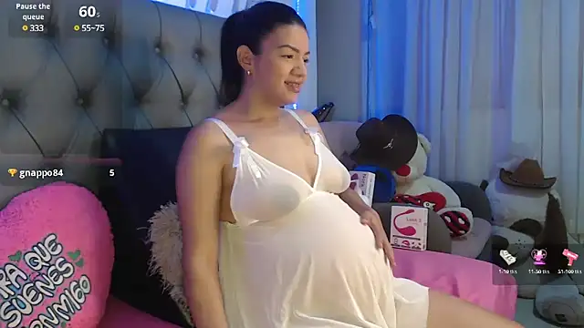 Snapshot of Horny_mami12 chatting on December 2024 09:54:01 PM Horny mami12 online show from December 2024 09:54:01 PM