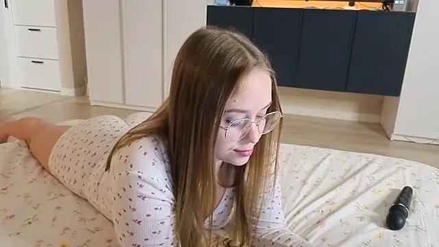 Snapshot of endlesssoffi chatting on November 2025 07:39:02 PM endlesssoffi online show from November 2025 07:39:02 PM