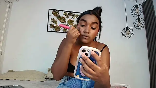 Snapshot of kayna_gomez chatting on February 2025 07:35:01 PM kayna gomez online show from February 2025 07:35:01 PM