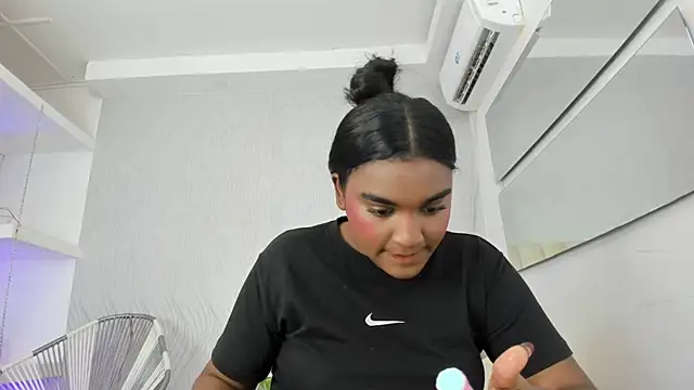 Snapshot of kayna_gomez chatting on October 2025 07:37:01 PM kayna gomez online show from October 2025 07:37:01 PM