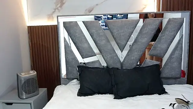 Snapshot of saray_hot202cl chatting on September 2025 03:23:02 AM saray hot202cl online show from September 2025 03:23:02 AM