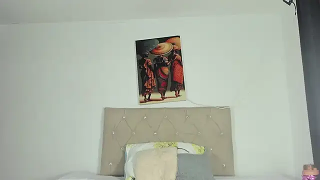 Milkdulce1 online show from January 2025 10:22:02 AM