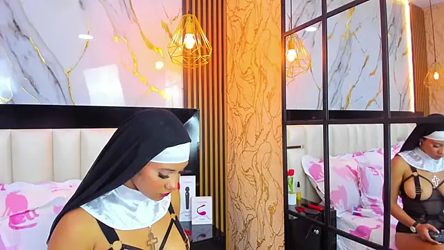 SofiaLaurents online show from March 2025 04:44:01 PM