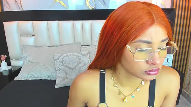 SofiaLaurents online show from November 2025 02:39:01 PM