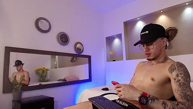 austin collinss online show from December 2024 06:17:02 AM